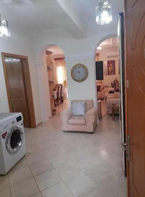 Misel Apartament Apartment Gjashte
