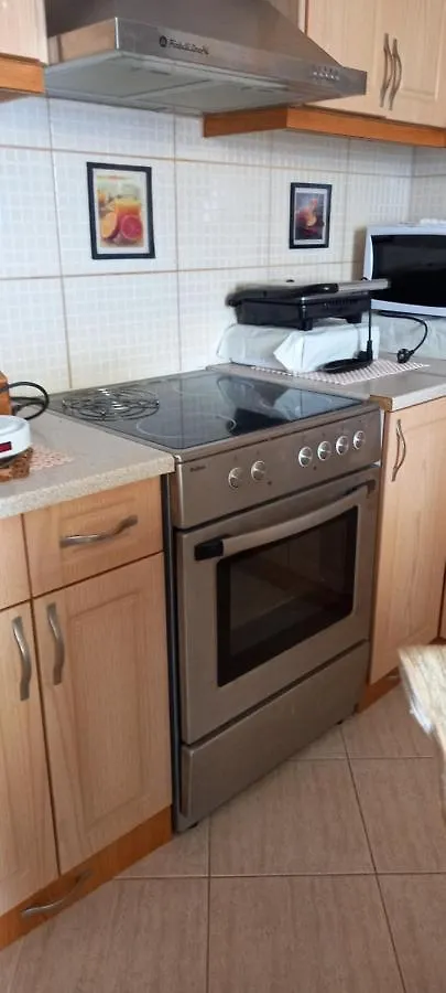 Misel Apartament Apartment Gjashte